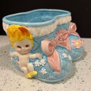 Vintage ARDCO Ceramic Pair of Baby Booties Planter | Kitschy | C-GW 8179 | Japan